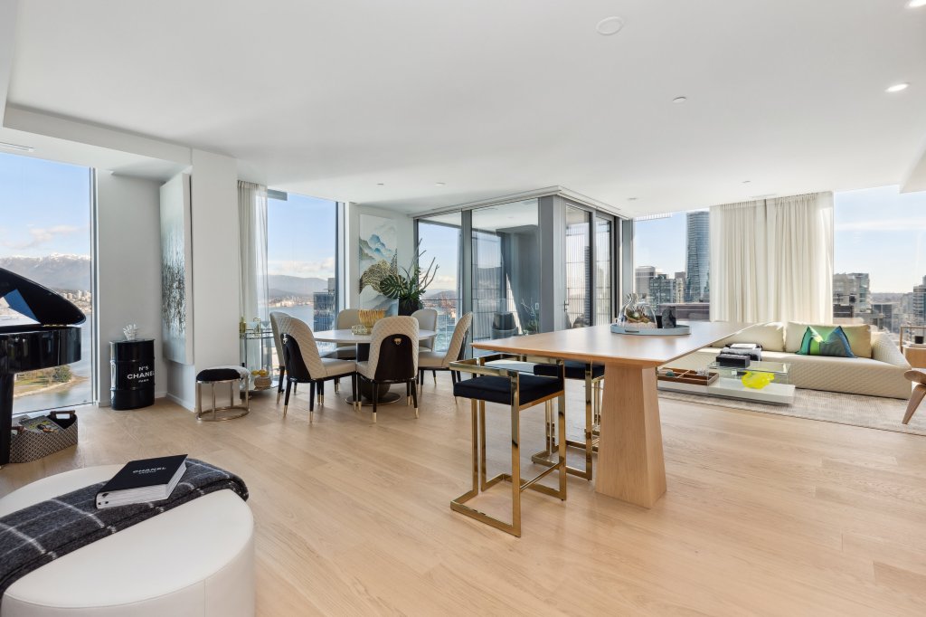 Real estate photographer in burnby