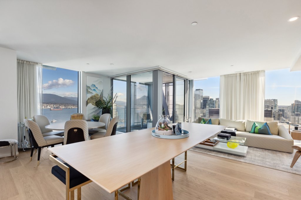 Real estate photographer in burnby