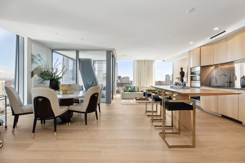 Real estate photographer in burnby